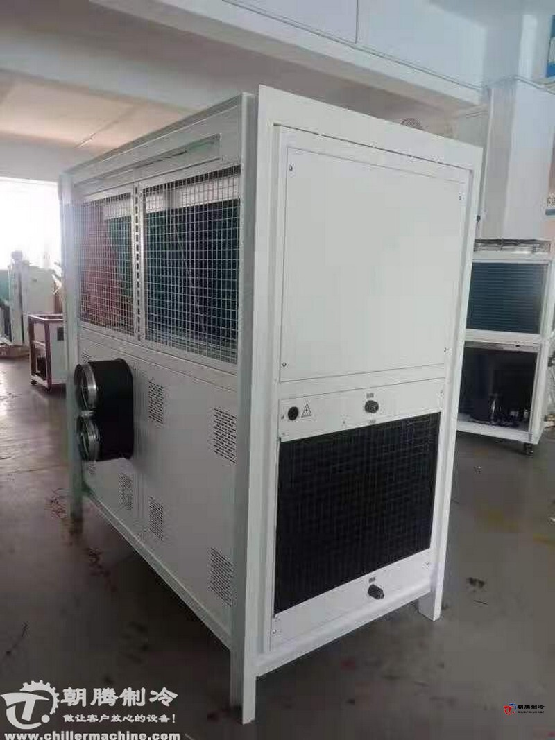 箱式冷水机是什么？核心构造解析